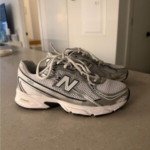 New Balance 740 Women’s Sneaker 7.5 white/silver/navy